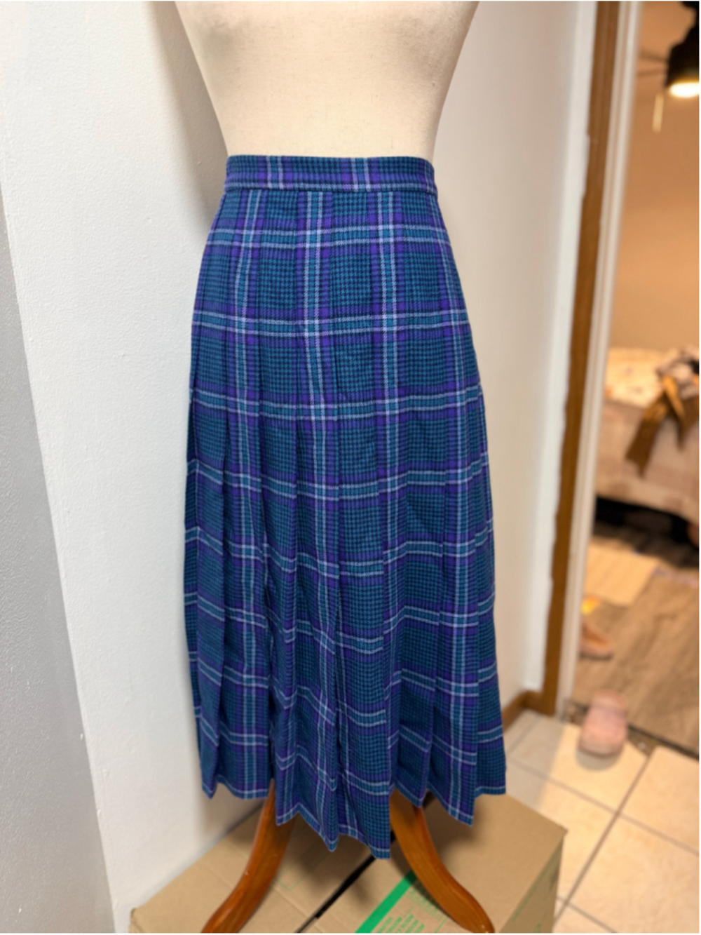 Vintage 80s Pendleton Town & Country Wool Plaid Skirt NWT Deadstock Size 12 Made - Picture 3 of 9